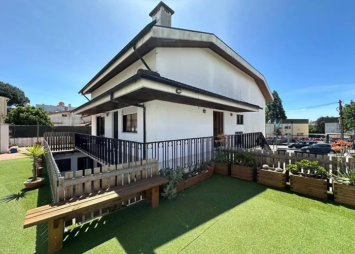 Dom wakacyjny 5 House, Next To Golf Course Quinta Do Fojo Vila Nova de Gaia