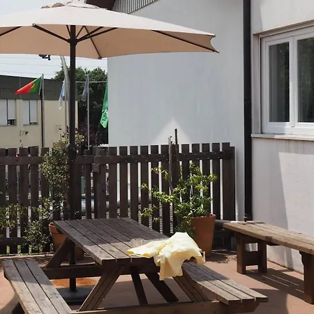 5 House, Next To Golf Course Quinta Do Fojo بيت للعطل *